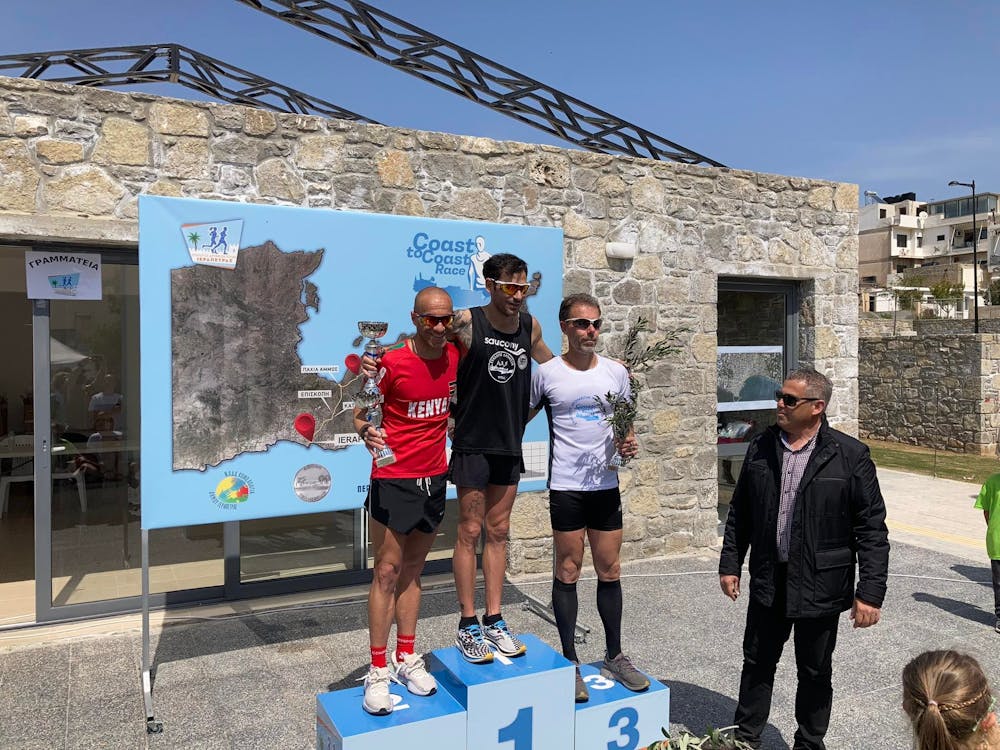 Coast to Coast Race: Πρωτιές για Ζερβάκη και Κατερζαβέκοβα (Pics) runbeat.gr